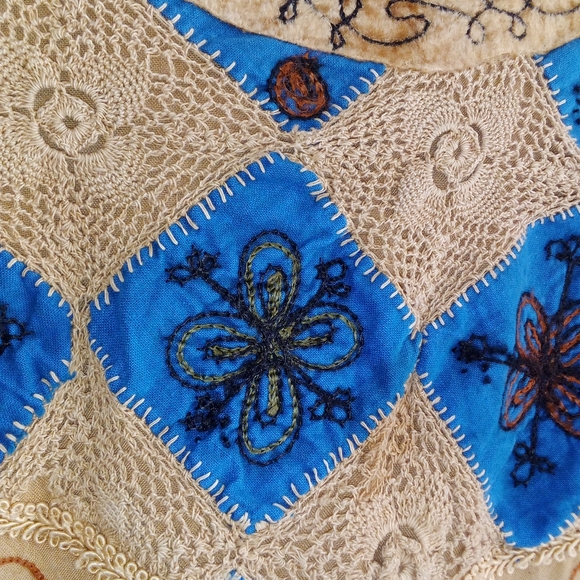 💥VINTAGE PATCHWORK EMBROIDERED GYPSY HIPPIE INDIA MAXI SKIRT CROCHET ONE SIZE - Picture 4 of 15